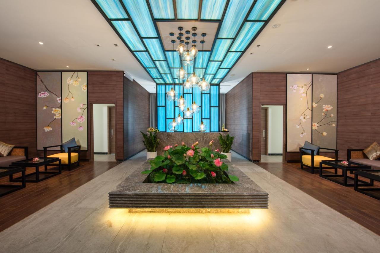 Melia Vinpearl Hotel 5*