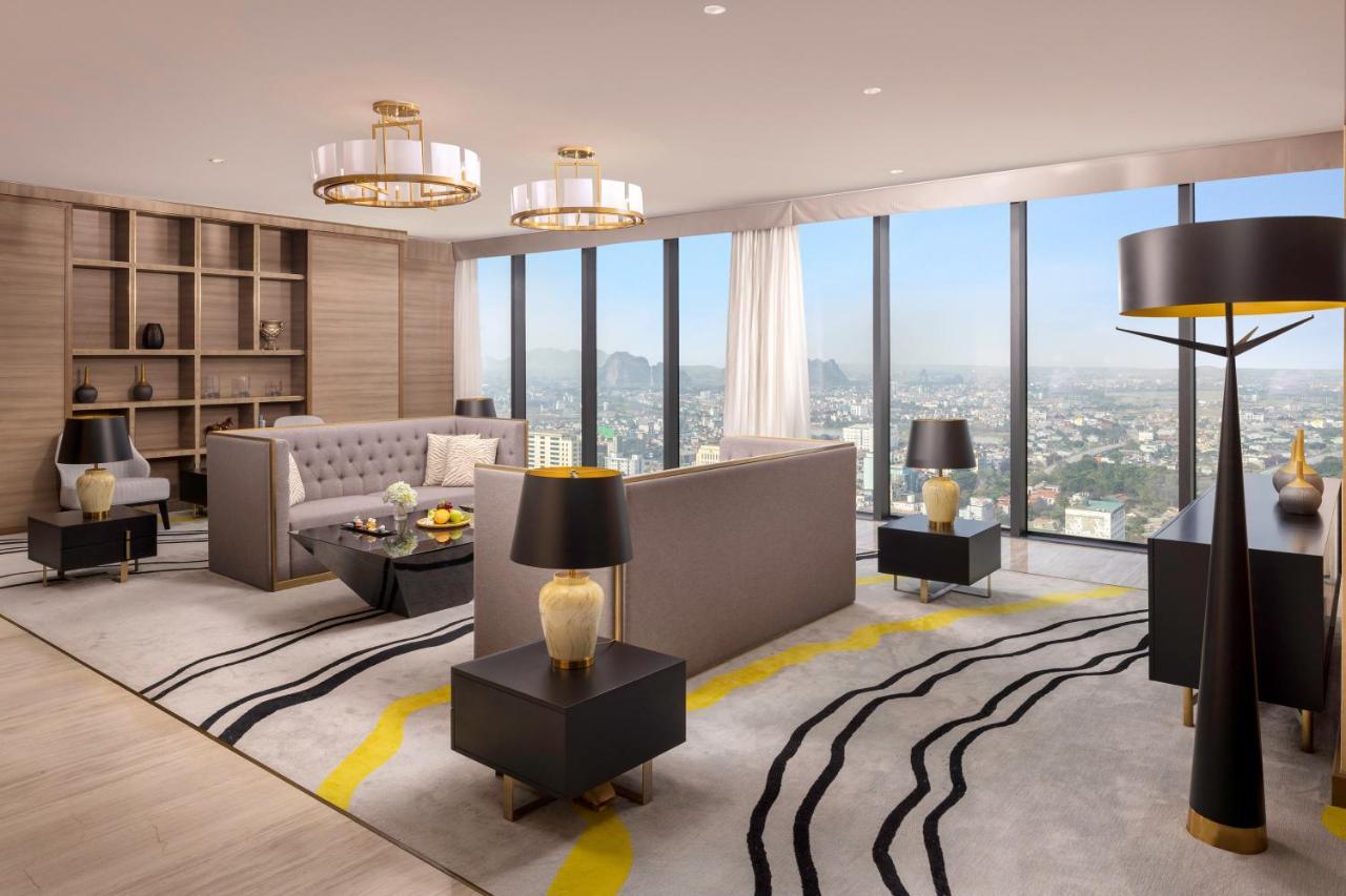 Melia Vinpearl Hotel 5*